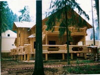 Строительство домов из клееного бруса и оцилидрованного бревна »
